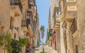 Valletta Central Historical Apartments
